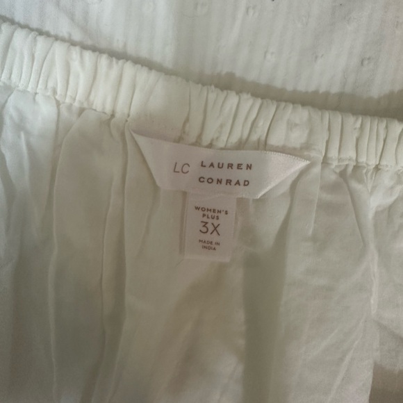 Lauren Conrad Sz 3X Ivory Short Sleeve Boho Top Shirt Button Front Swiss Dots - Picture 7 of 9